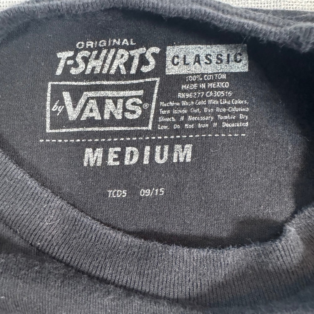 Vans Classic Men's‎ M T-Shirt Black White Logo Short Sleeve Skater Streetwear - Picture 3 of 8